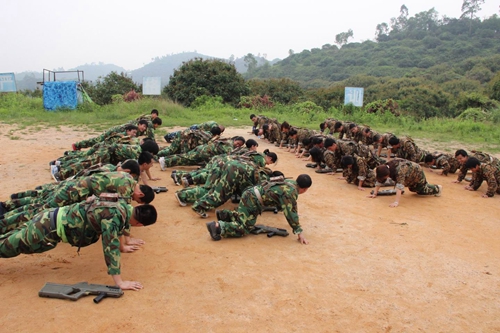 能者橡膠（<a title='鼠標(biāo)墊廠家' target='_blank' href='http://www.hongkuankeji.cn/' class='seolabel'>鼠標(biāo)墊廠家</a>）戶外拓展感悟