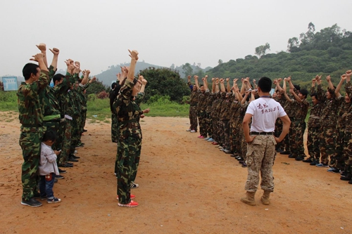 能者橡膠（<a title='鼠標(biāo)墊廠家' target='_blank' href='http://www.hongkuankeji.cn/' class='seolabel'>鼠標(biāo)墊廠家</a>）戶外拓展感悟