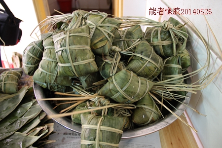 端午節(jié)，粽子送真情！能者橡膠不一樣